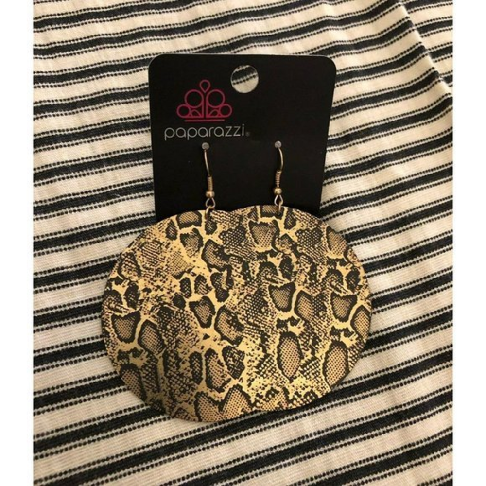 Paparazzi Snakeskin Earrings‎